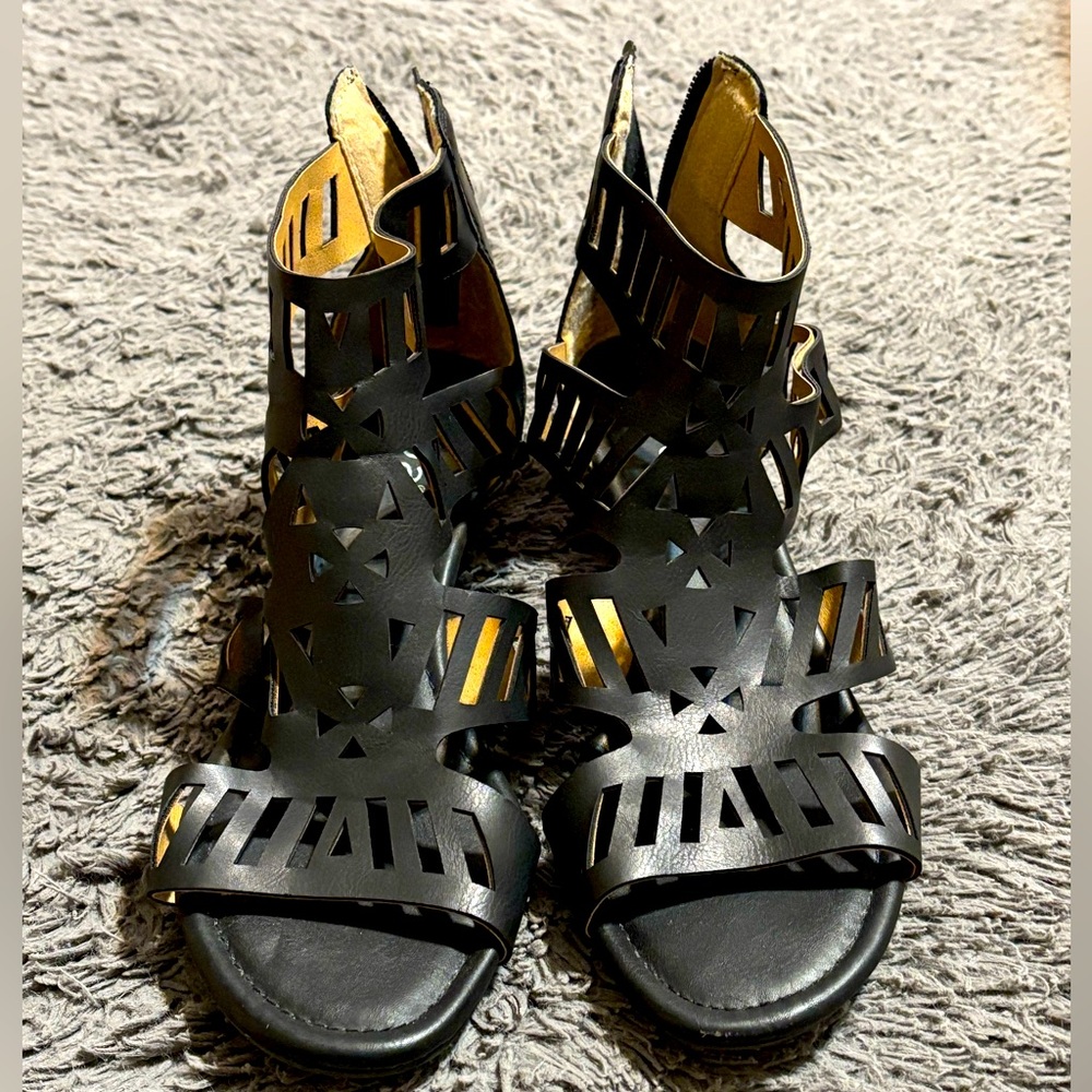 Diba True Sandals